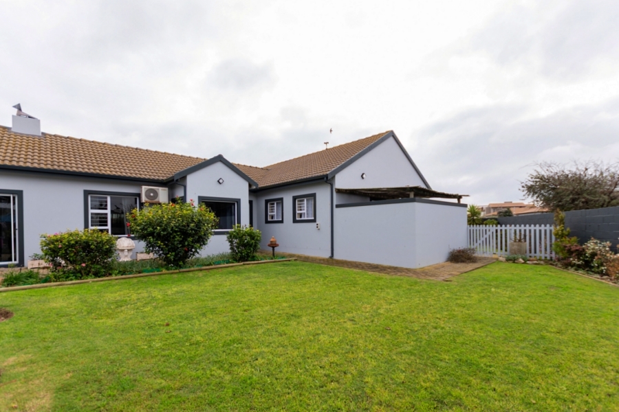 4 Bedroom Property for Sale in Country Club Western Cape